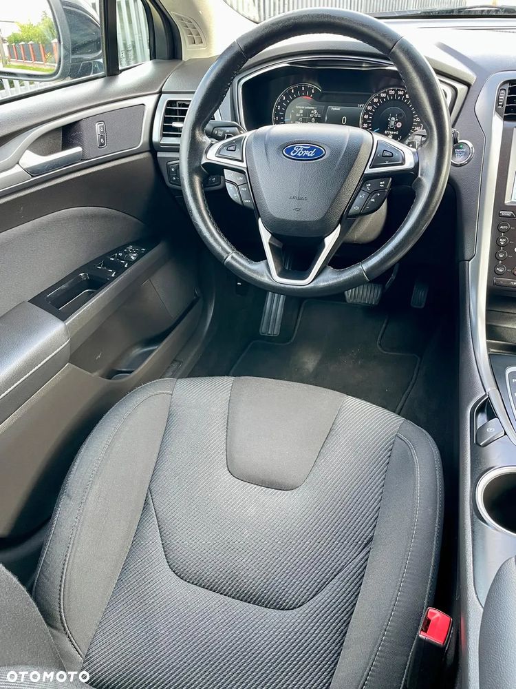 Ford Mondeo - 10
