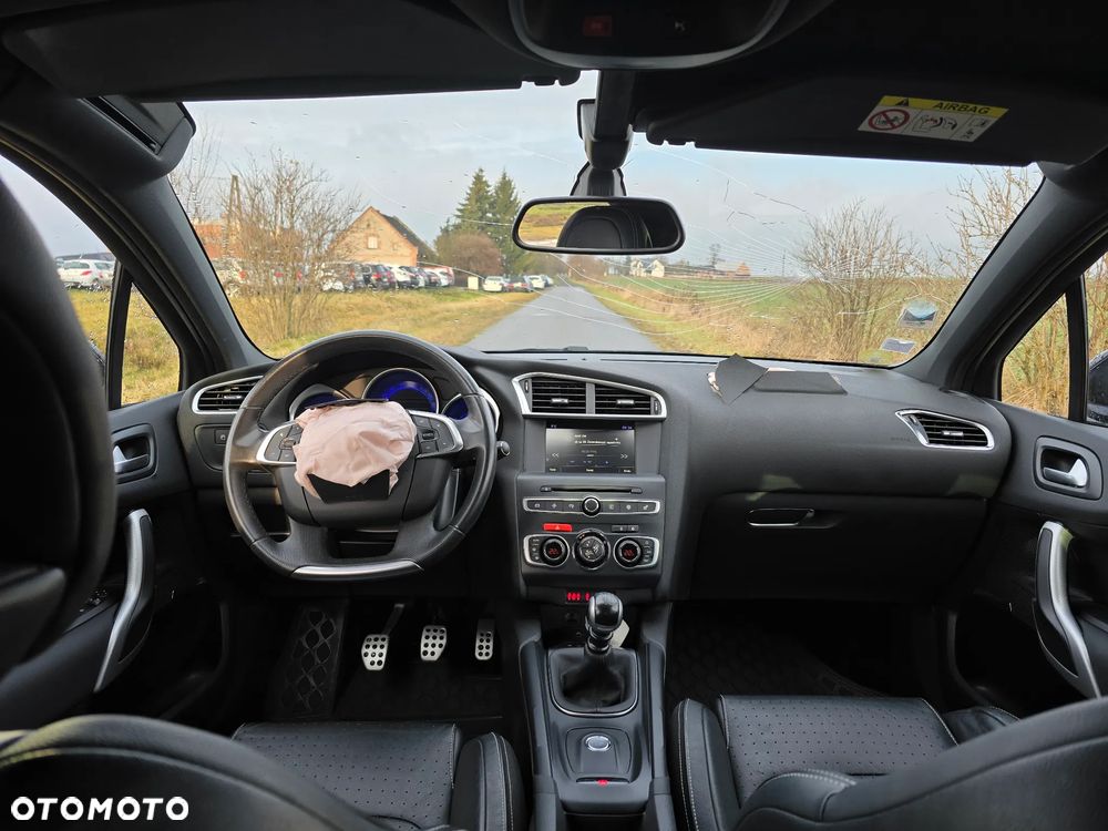 Citroën DS4 2.0 BlueHDi SportChic S&S - 13