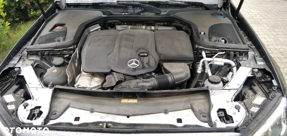 Mercedes-Benz Klasa E 220 d Avantgarde - 16