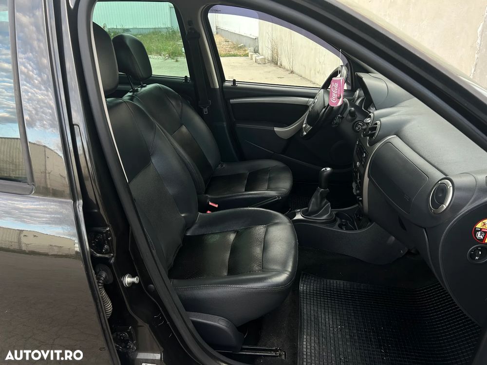 Dacia Duster 1.6 4x2 Prestige - 34