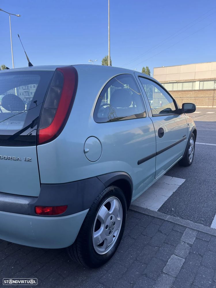 Opel Corsa 1.2 16V Confort - 3