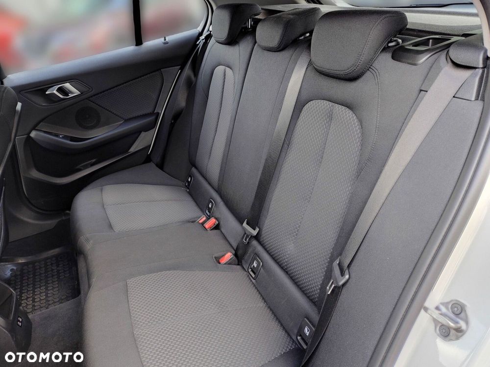 BMW Seria 1 118i Advantage - 13