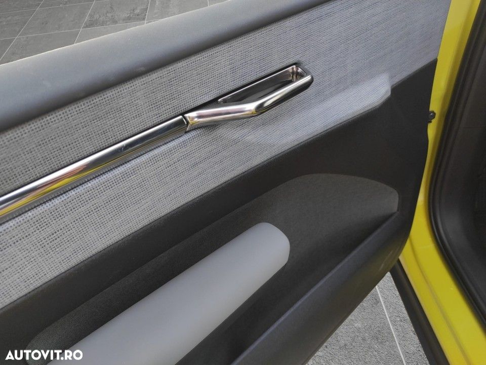 Volvo EX30 Twin Motor Performance Plus - 12