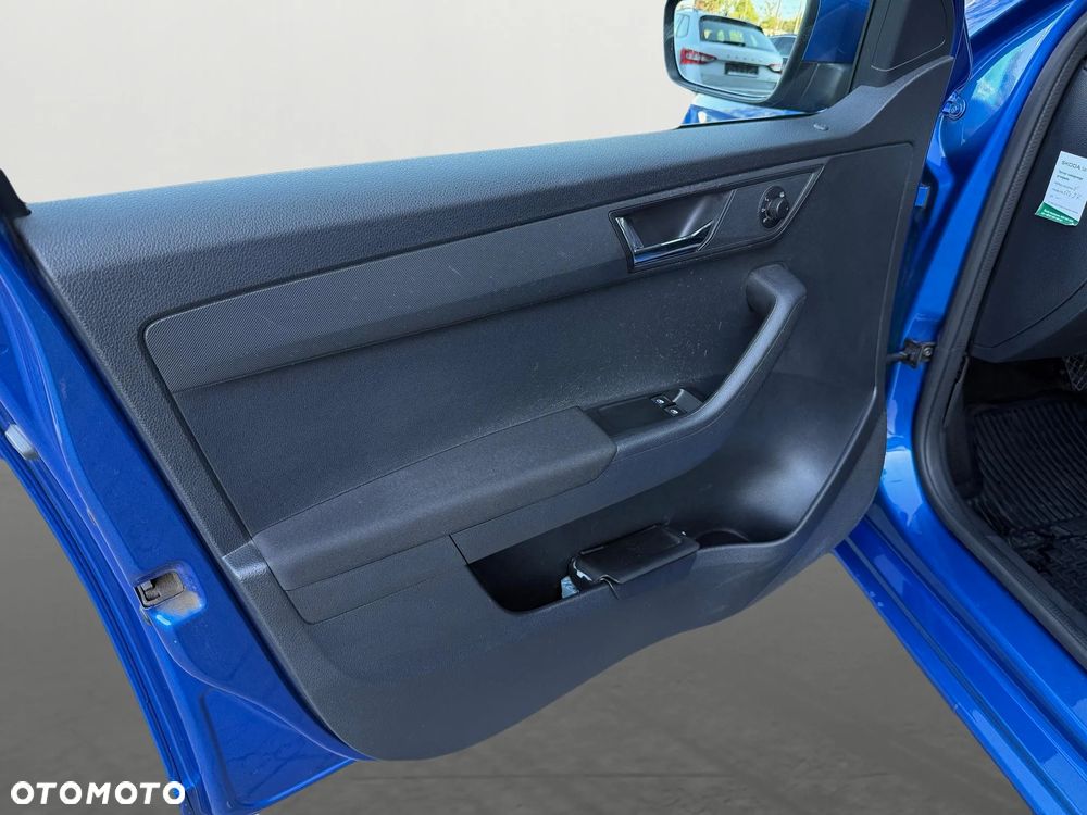 Skoda Fabia 1.0 TSI Ambition DSG - 9