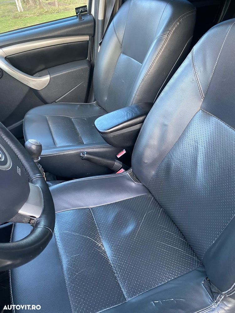 Dacia Duster 1.5 dCi 4x4 Laureate - 12