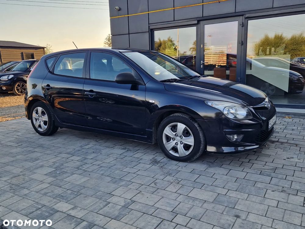 Hyundai i30 1.6 CRDI Classic - 10