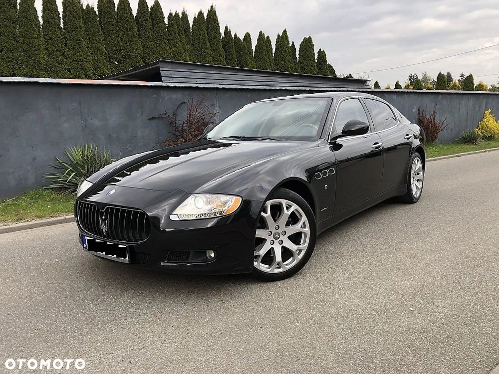 Maserati Quattroporte - 1