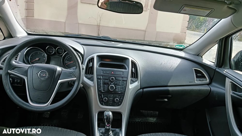 Opel Astra 2.0 CDTI DPF Sports Tourer - 7