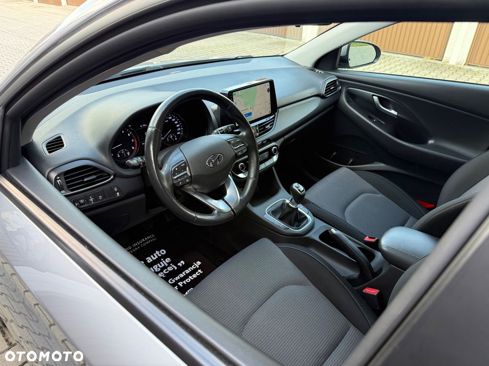 Hyundai i30 1.5 DPI Classic + - 8