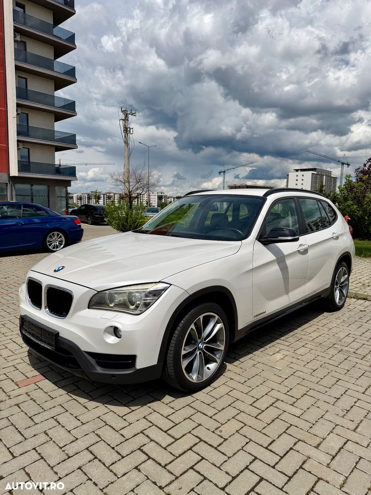 BMW X1 xDrive20d Aut. Sport Line - 2