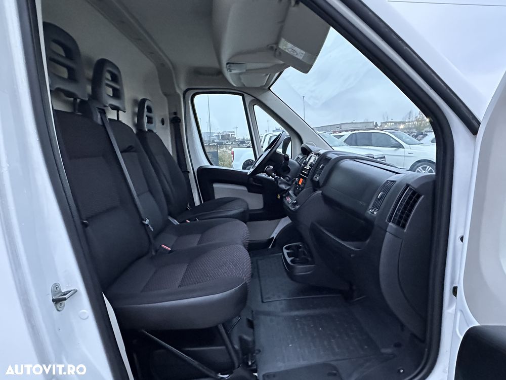 Peugeot Boxer 335 Fourgon  L2H2 MWB HR DSL - 16