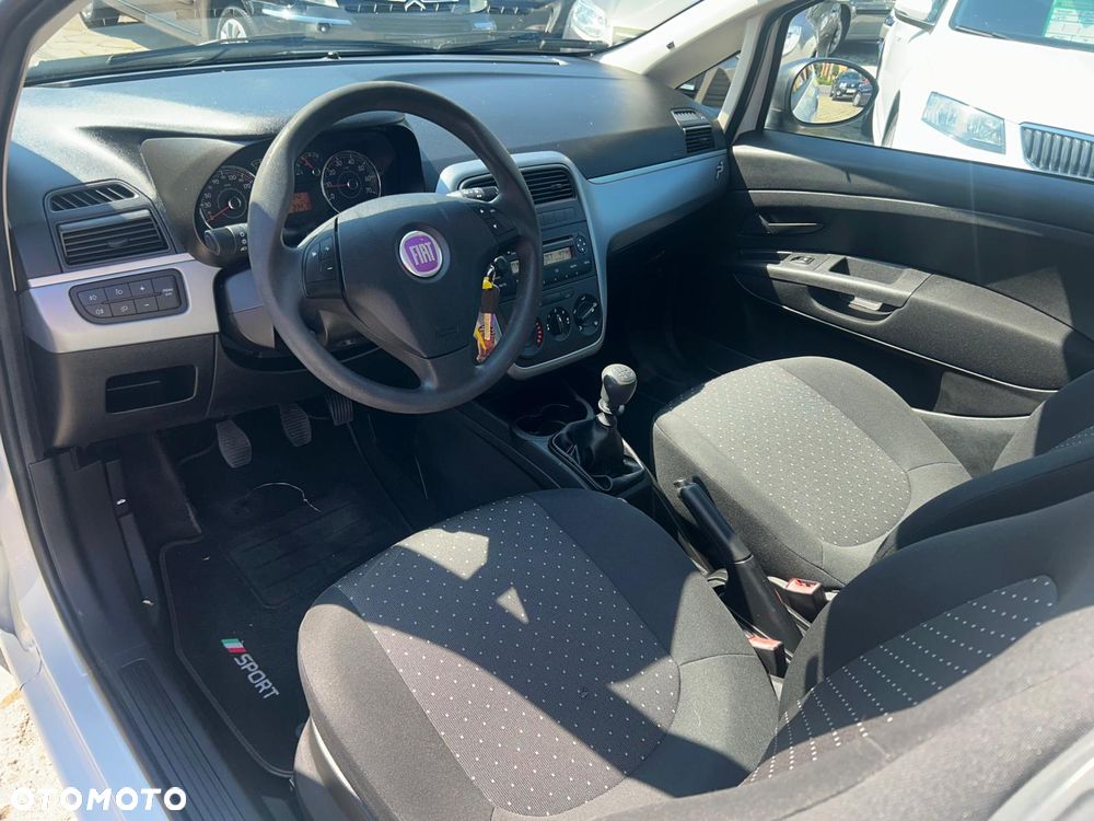 Fiat Punto 1.2 16V Active - 7