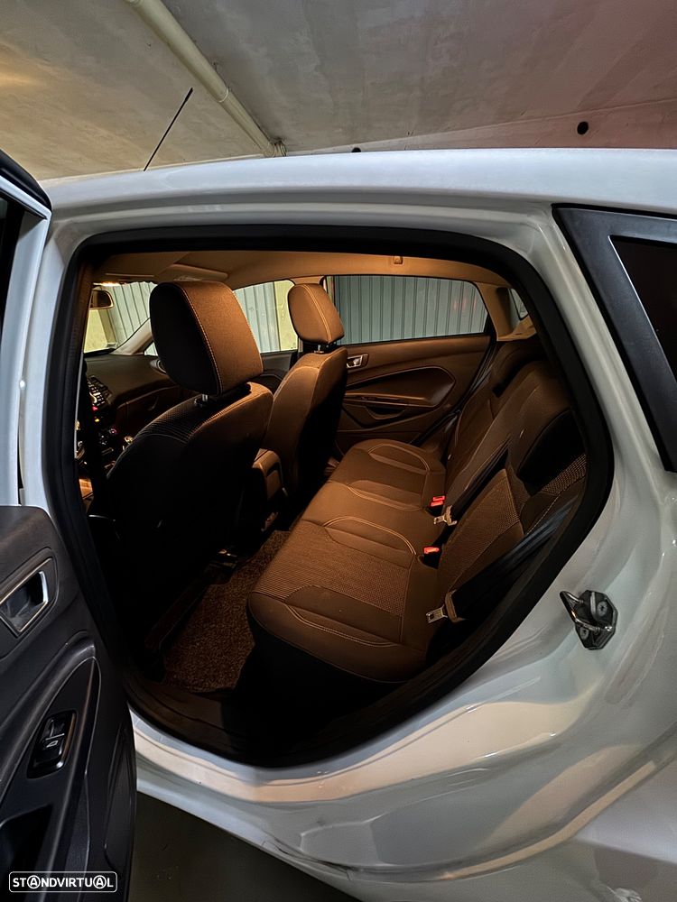 Ford Fiesta 1.0 EcoBoost Titanium - 7