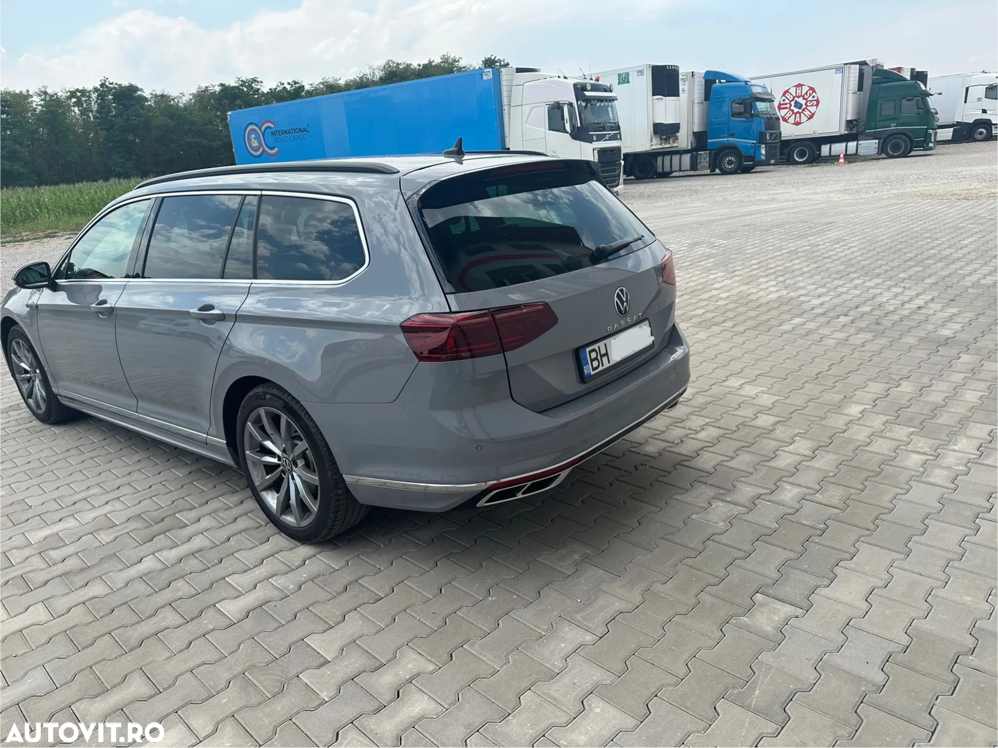Volkswagen Passat 2.0 TDI SCR DSG - 5