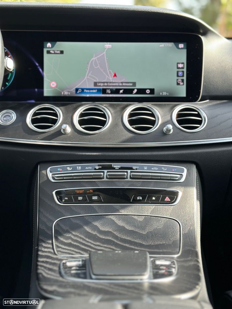 Mercedes-Benz E 300 de 4Matic T 9G-TRONIC - 23