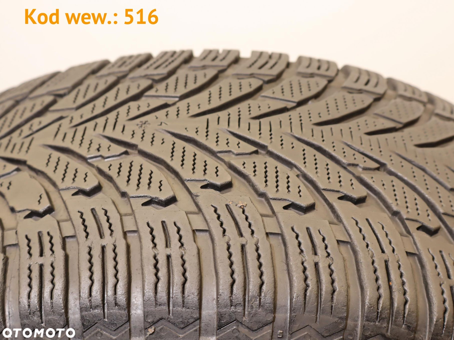Nokian WR SUV 4 - 235/55 R18 - 8