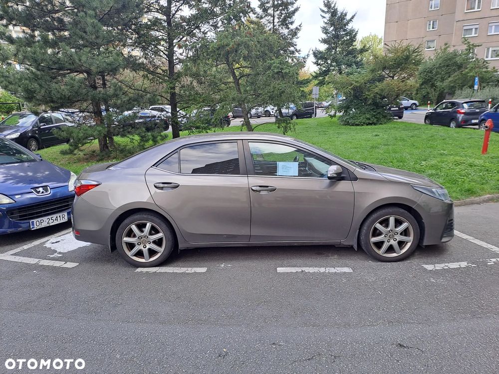 Toyota Corolla 1.6 Comfort - 1