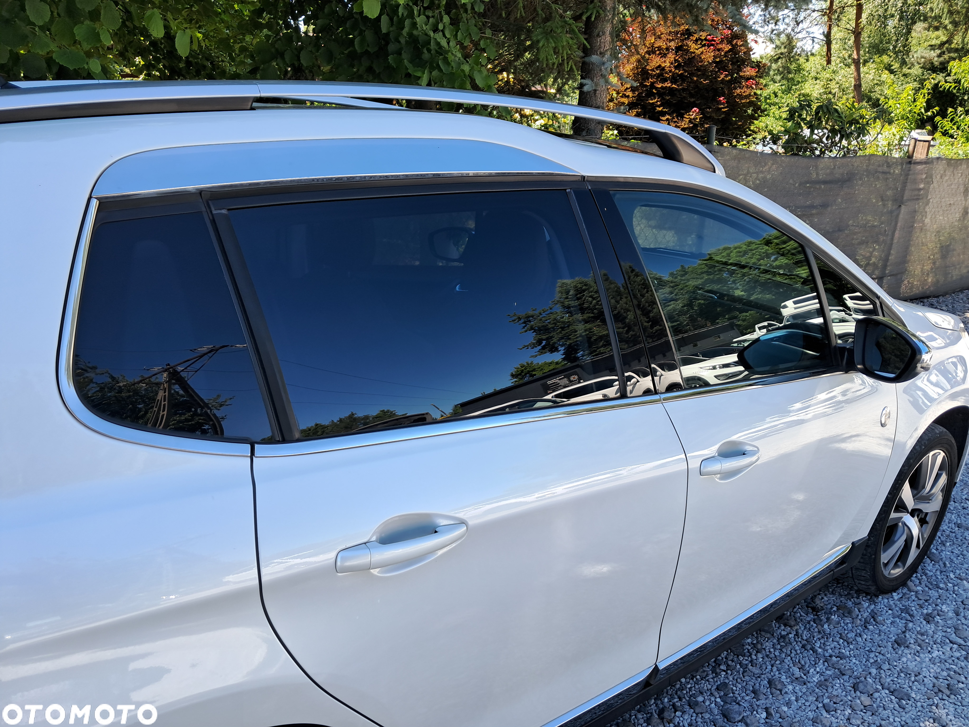 Peugeot 2008 - 19
