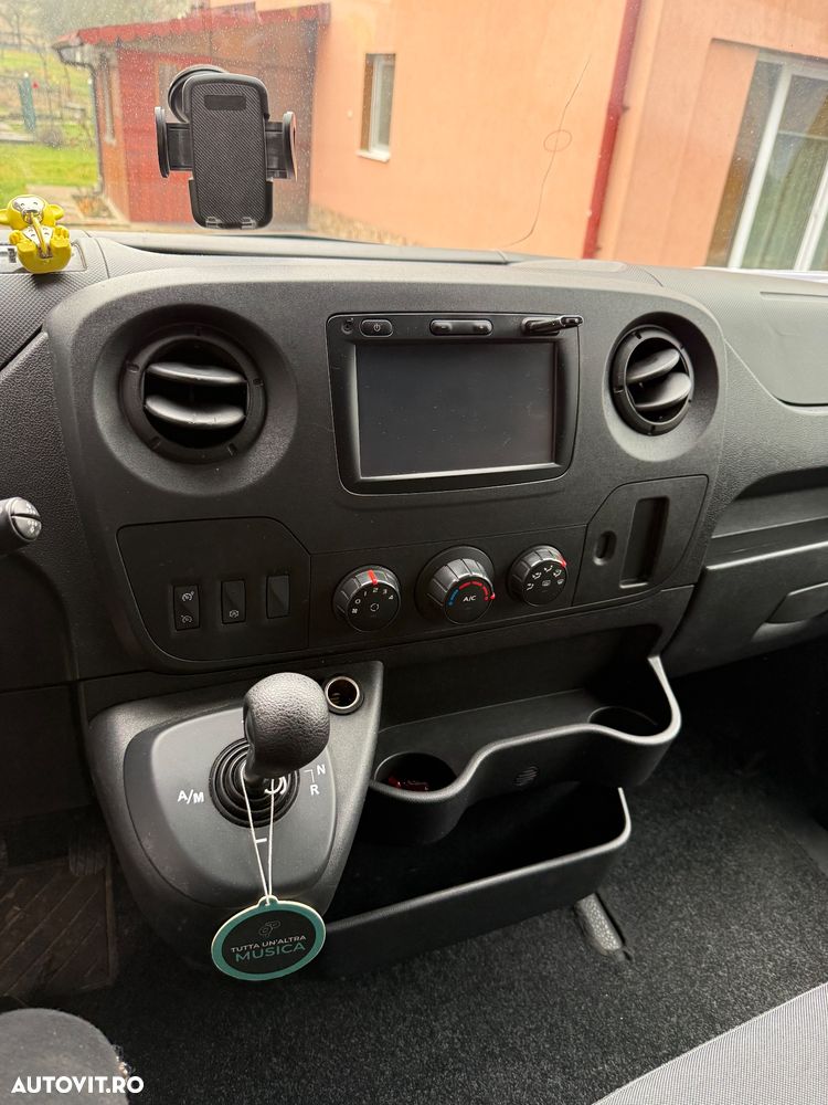 Renault Master - 11
