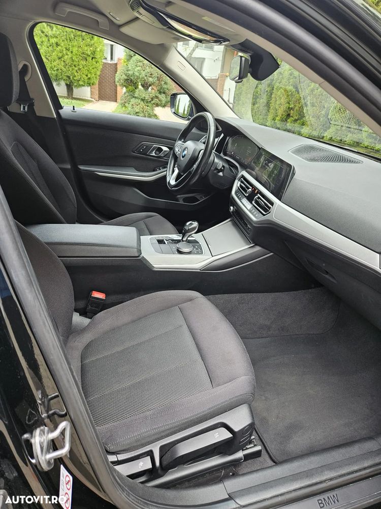 BMW Seria 3 320d xDrive Aut. Edition Luxury Line Purity - 8