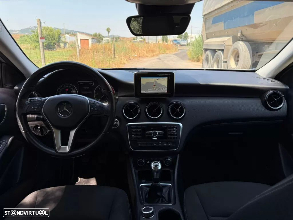 Mercedes-Benz A 180 CDI (BlueEFFICIENCY) Urban - 14