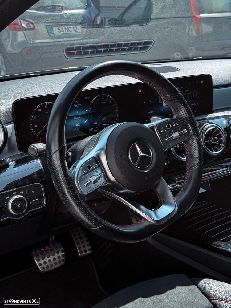 Mercedes-Benz A 250 e AMG Line - 21