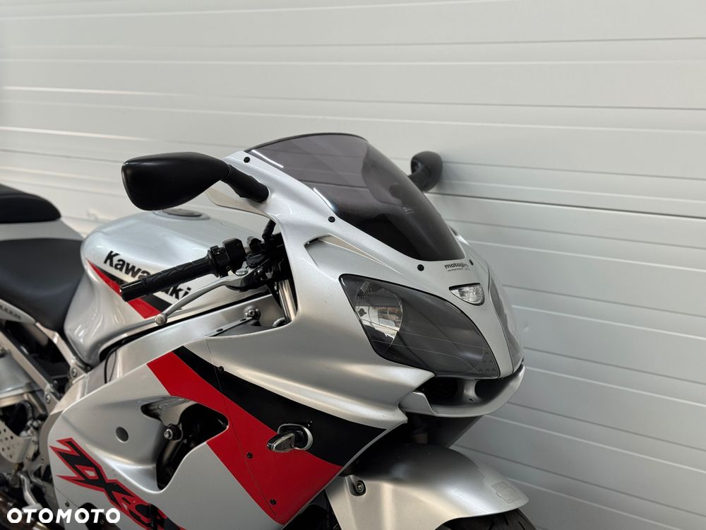 Kawasaki ZXR - 10
