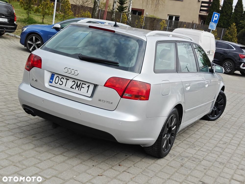Audi A4 Avant 2.0 TDI DPF - 4