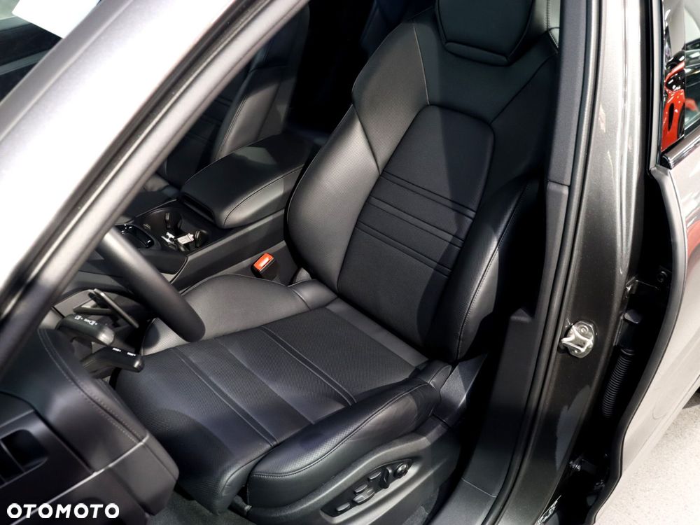 Porsche Cayenne Standard - 16