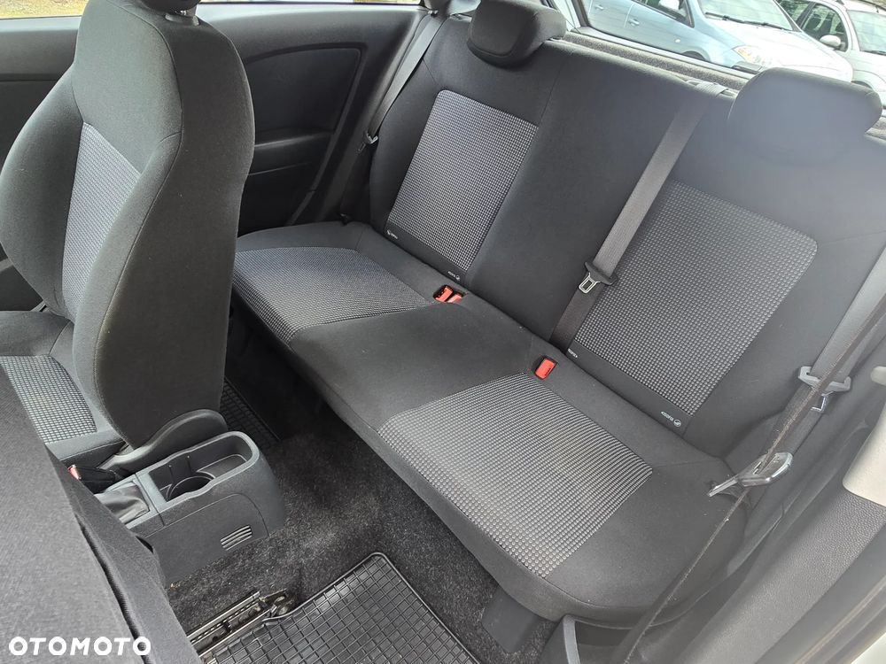 Opel Corsa 1.2 16V - 19