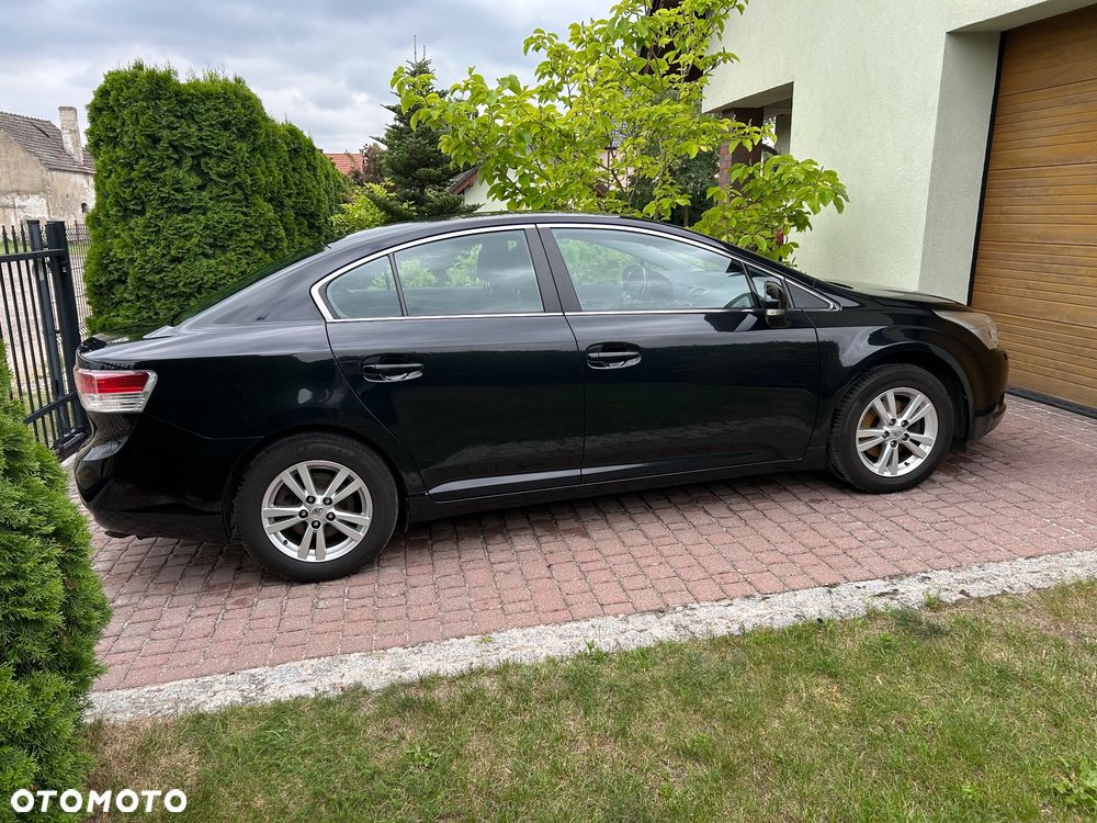 Toyota Avensis 1.8 Luna MS - 4