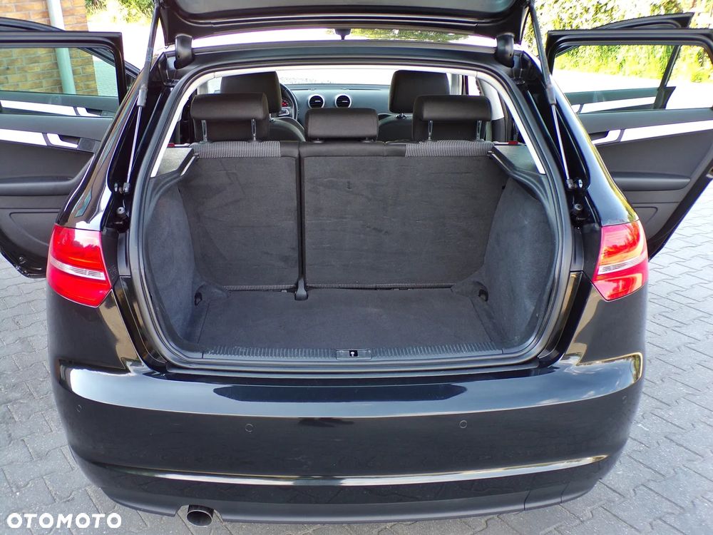 Audi A3 Sportback 2.0 TDI S line Sportpaket plus - 28