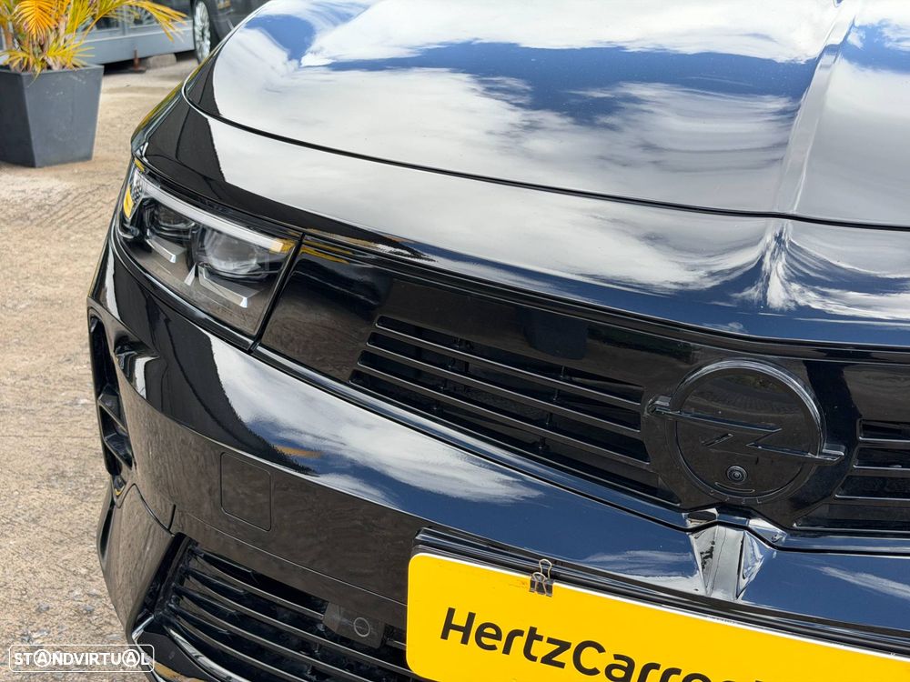 Opel Astra 1.2 T GS Line - 25