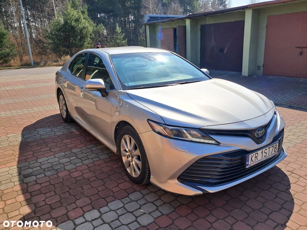 Toyota Camry 2.5 Hybrid Comfort CVT - 3