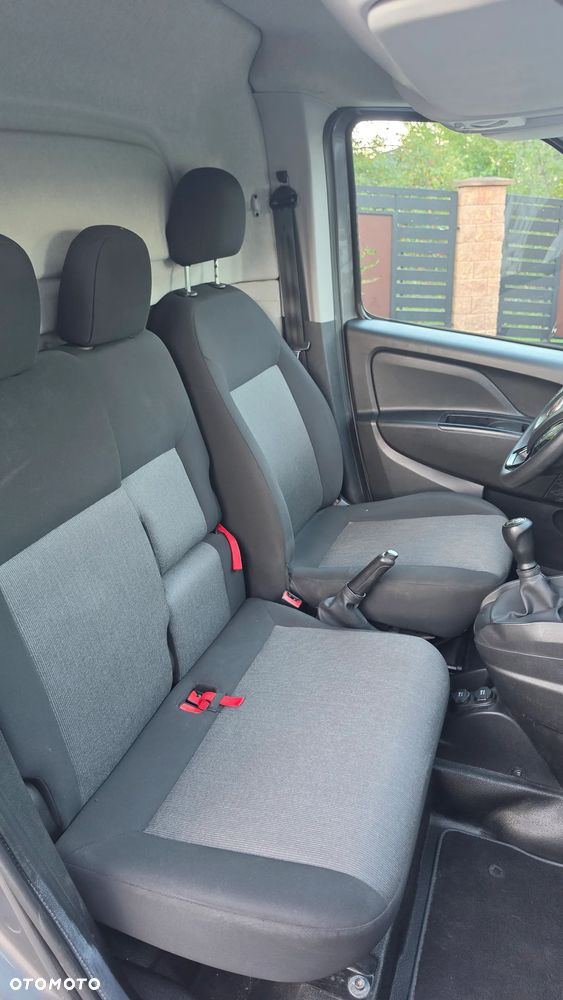 Fiat Doblo - 22