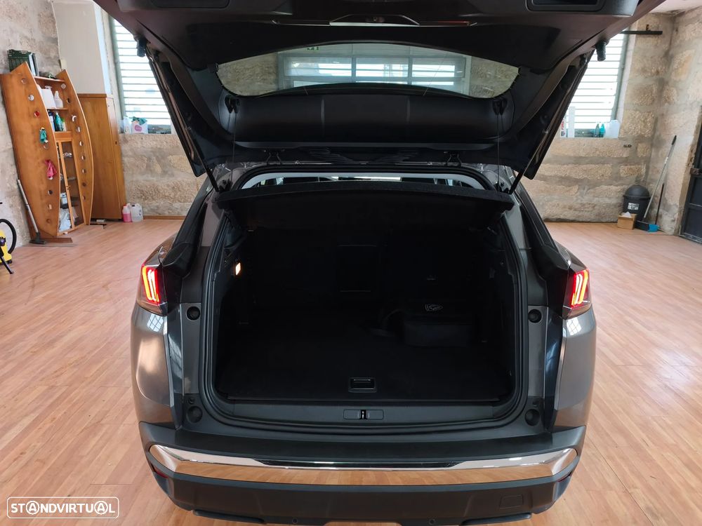 Peugeot 3008 225 e-EAT8 Allure Pack - 52