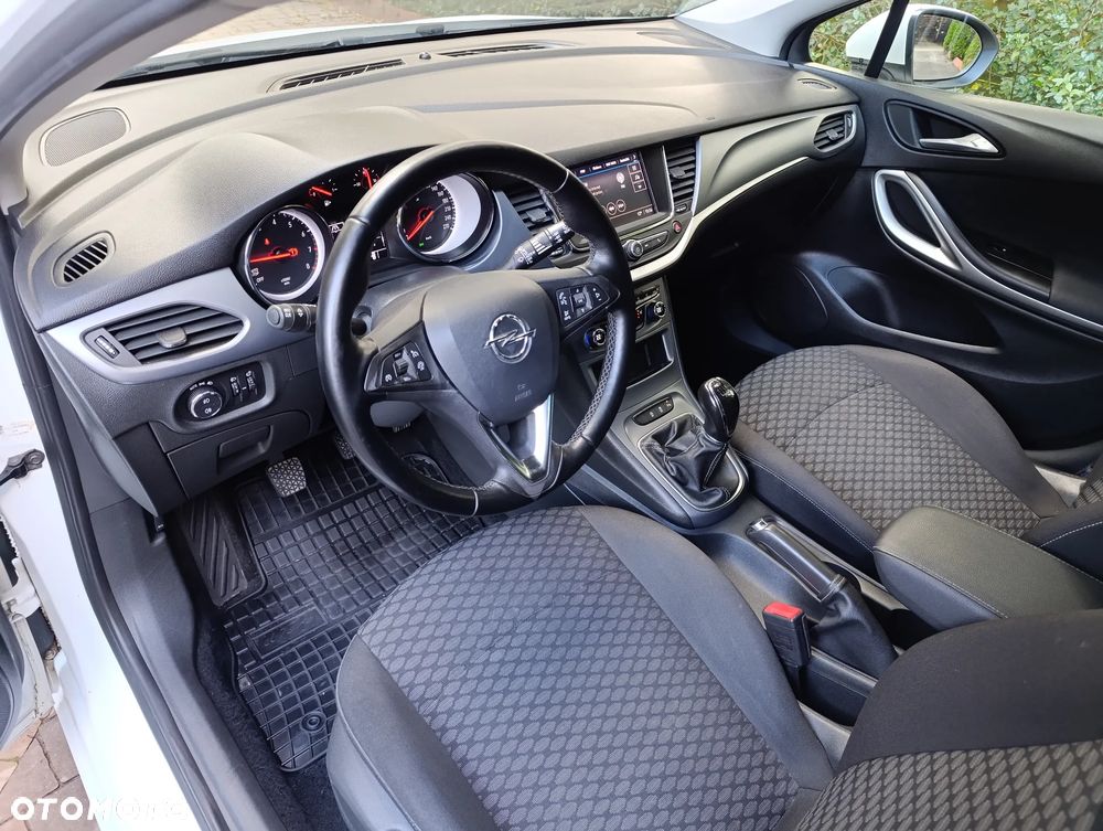 Opel Astra V 1.2 T Edition S&S - 14