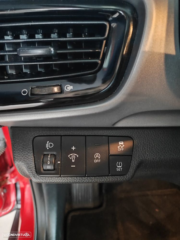 Kia Stonic 1.0 T-GDI EX - 23