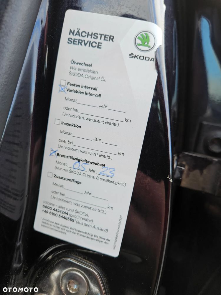 Volkswagen Passat - 20