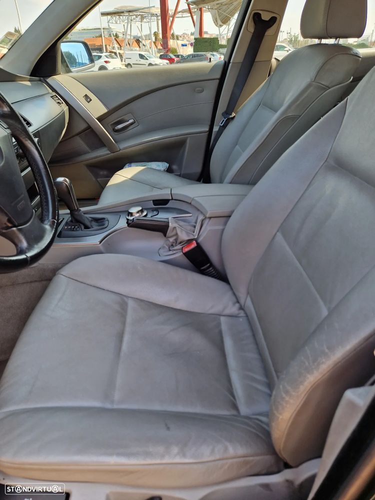 BMW 525 dA Touring - 10