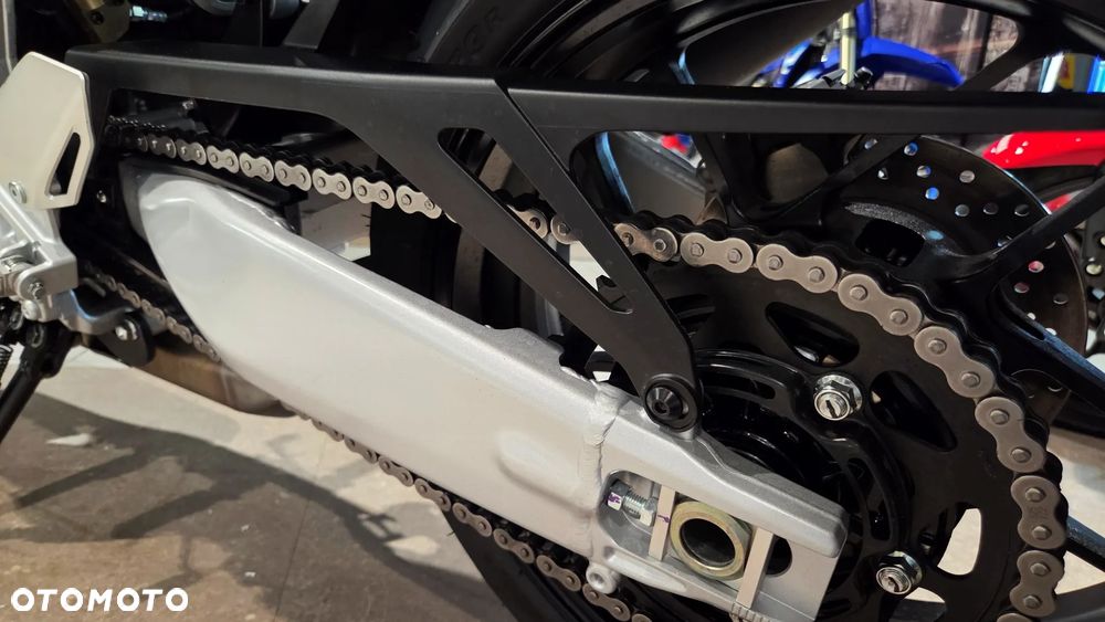 Yamaha XSR - 10
