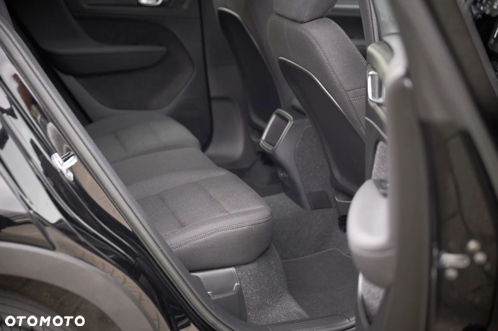 Volvo XC 40 - 30