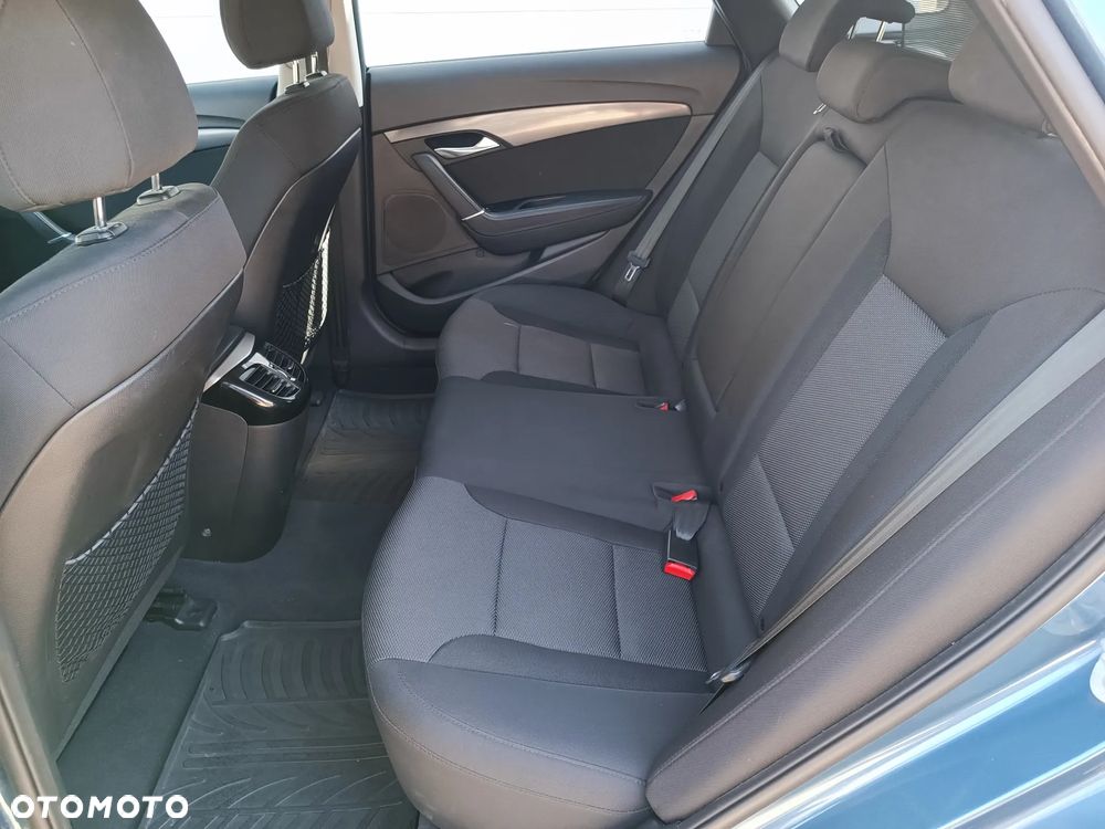 Hyundai i40 1.7 CRDi Comfort + - 28