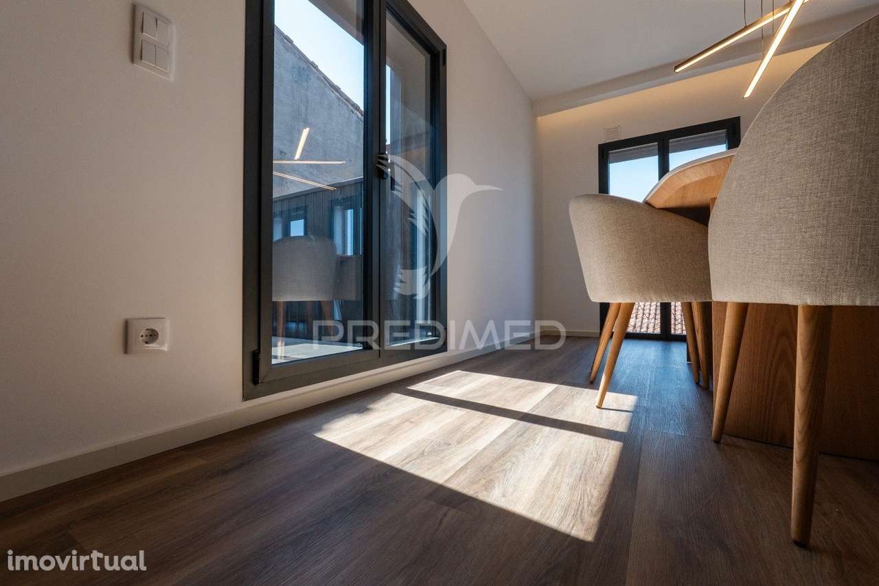 Apartamento de tipologia T2 Novo - mobilado e equipado - Grande imagem: 4/32