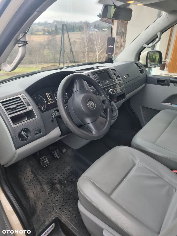 Volkswagen Caravelle 2.0 TDI L2 Comfortline Mixt - 4