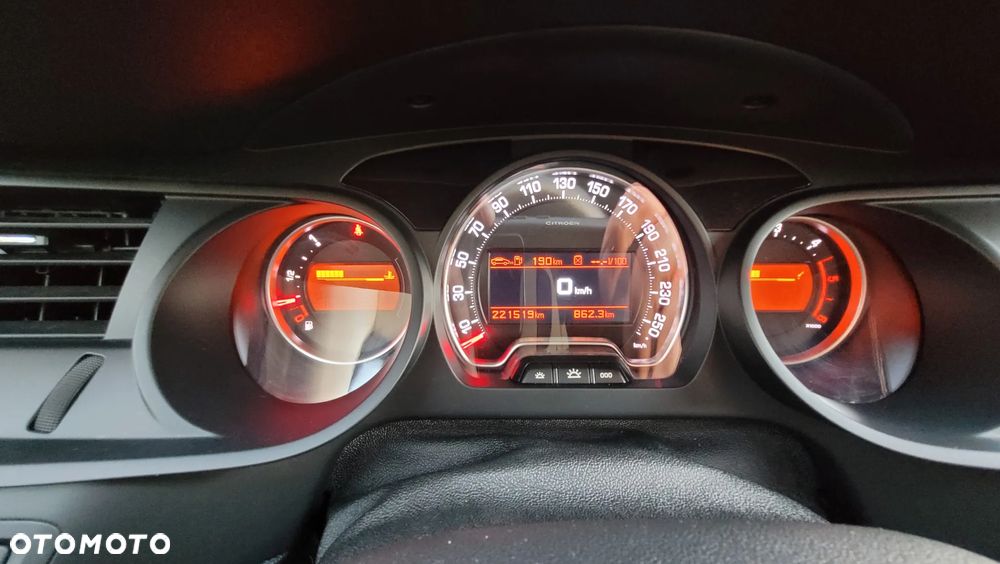 Citroën C5 Tourer HDi 165 FAP Exclusive - 23