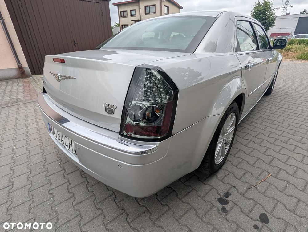 Chrysler 300C 3.0 CRD DPF Automatik - 8