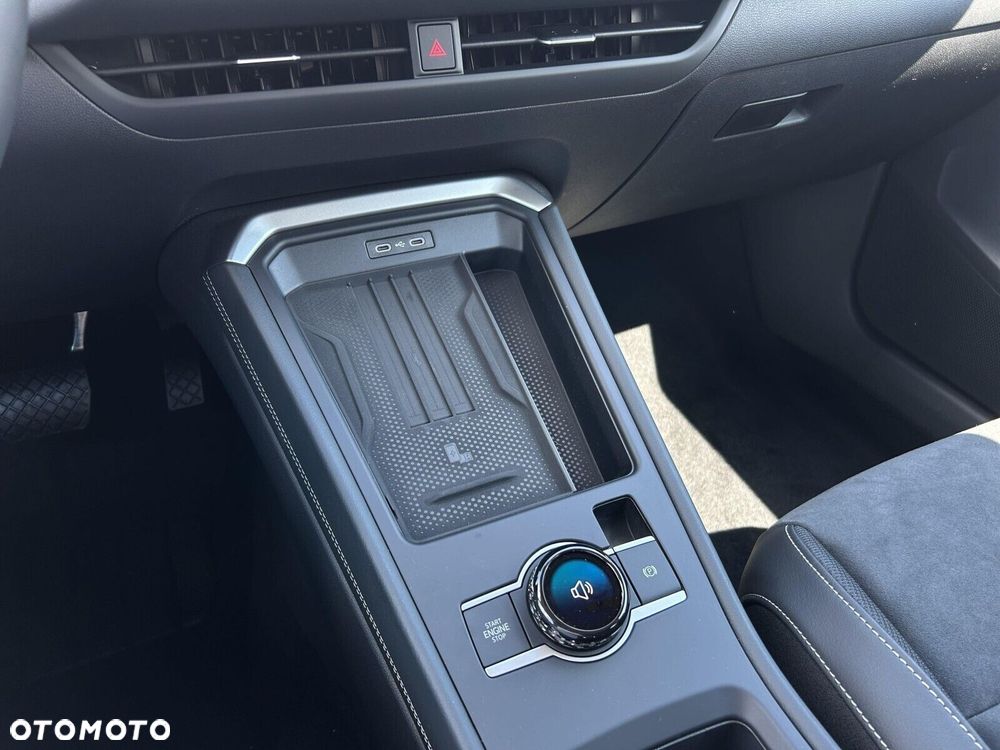Volkswagen T-Roc - 28