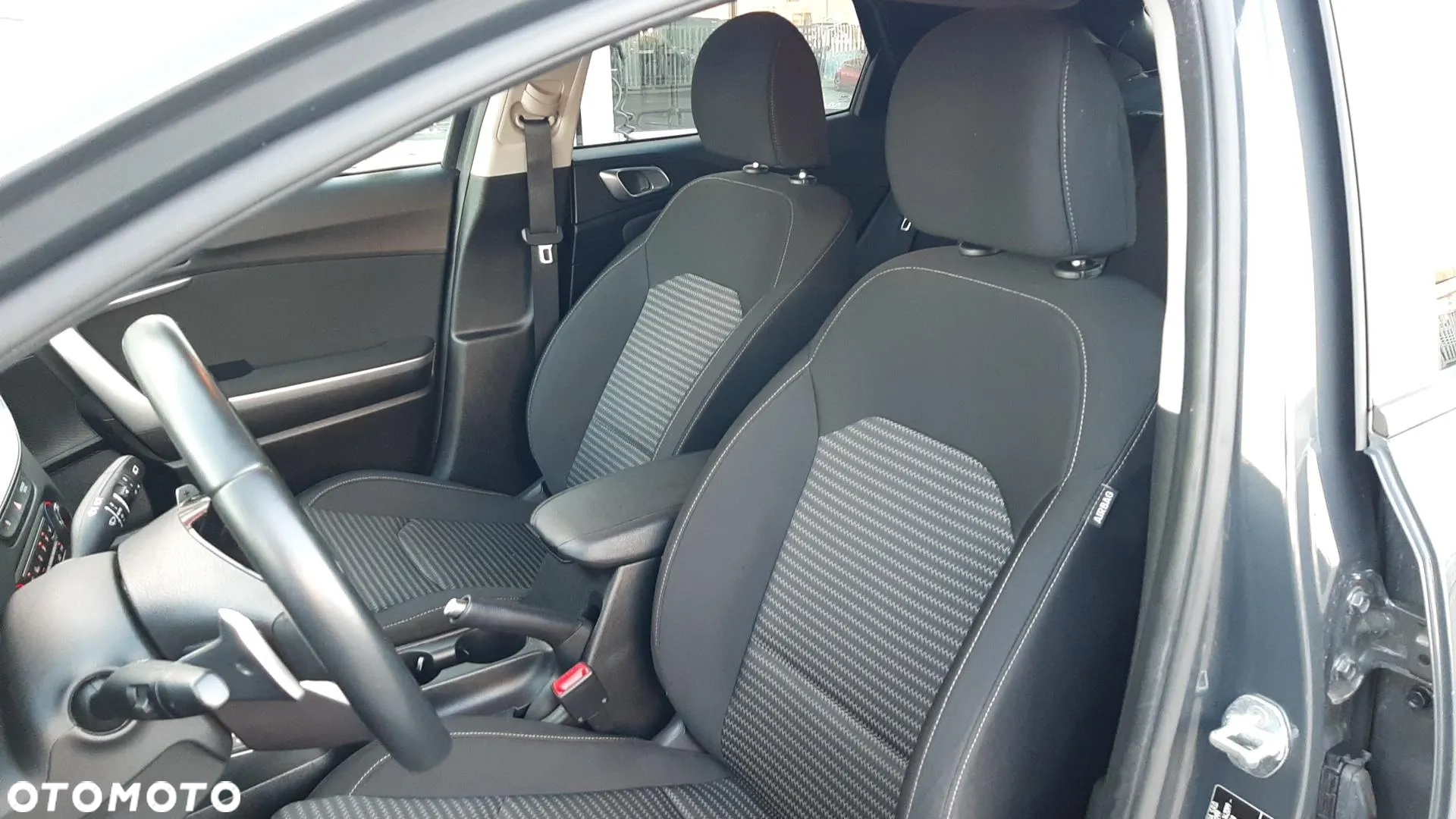 Kia XCeed 1.5 T-GDI M DCT - 11