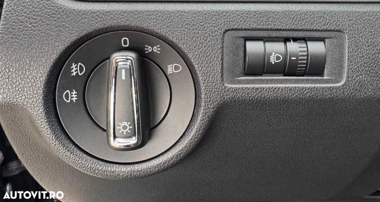 Skoda RAPID 1.4 TDI Active DSG - 20